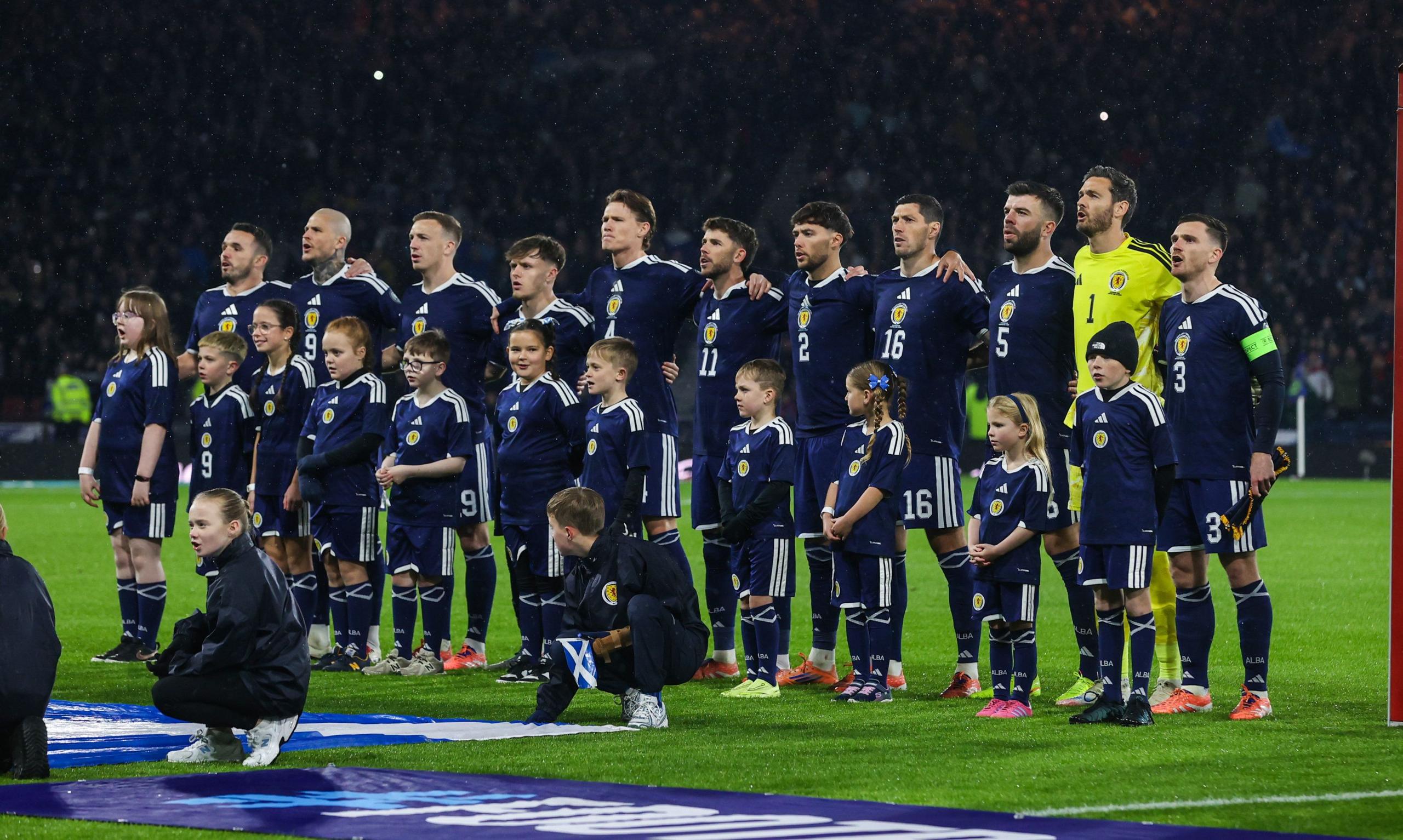 teamfoto voor Schotland