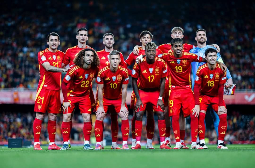 teamfoto voor Spanje